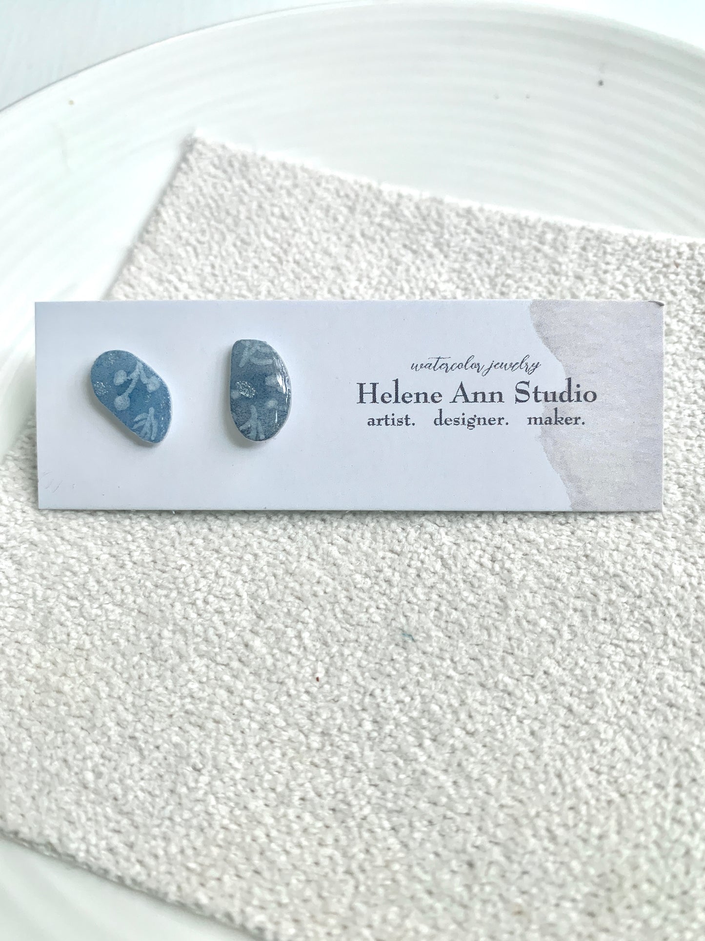 Winter's Frost Collection: Oval Buttons