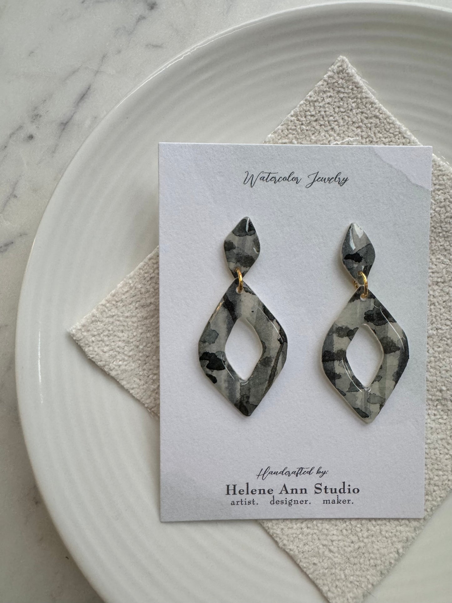 Folklore (2nd Edition) Collection: Diamond Donuts