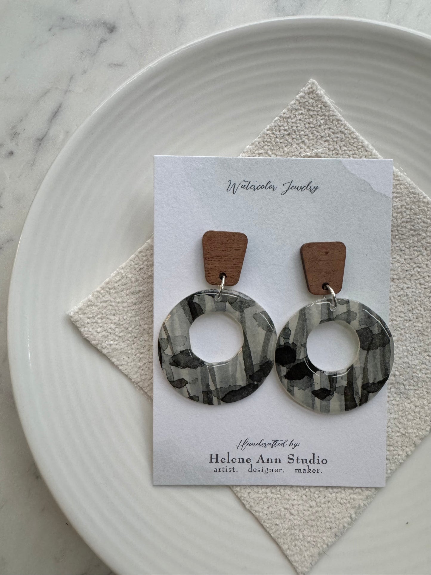 Folklore (2nd Edition) Collection: Circle Donuts