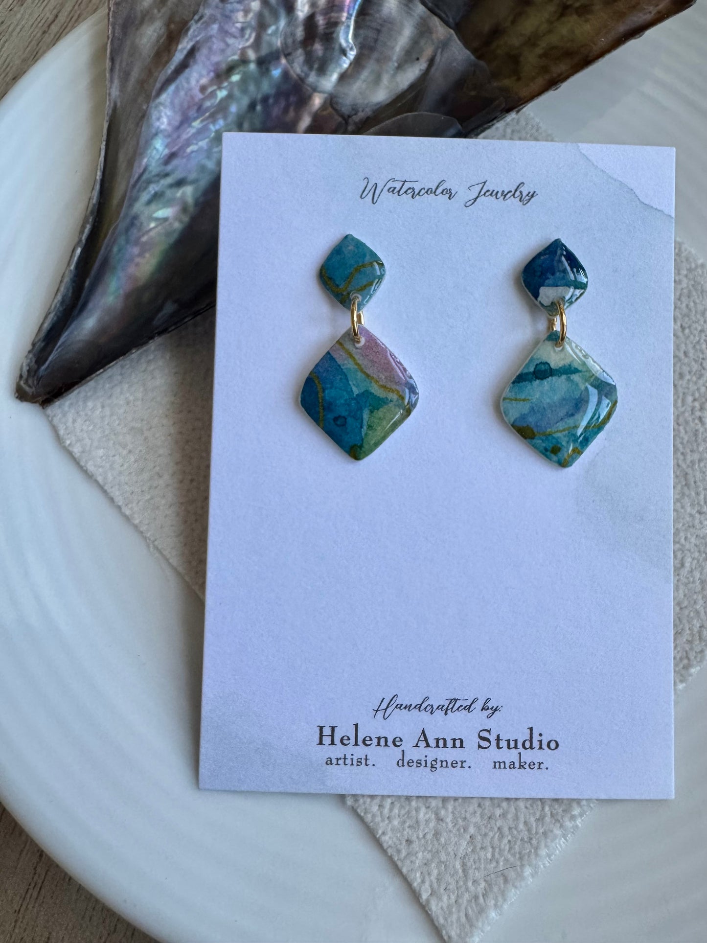 Blue Iridescence Collection: Diamonds