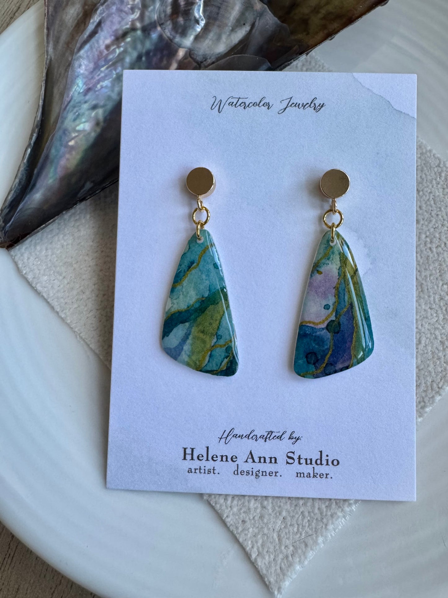 Blue Iridescence Collection: Tringles