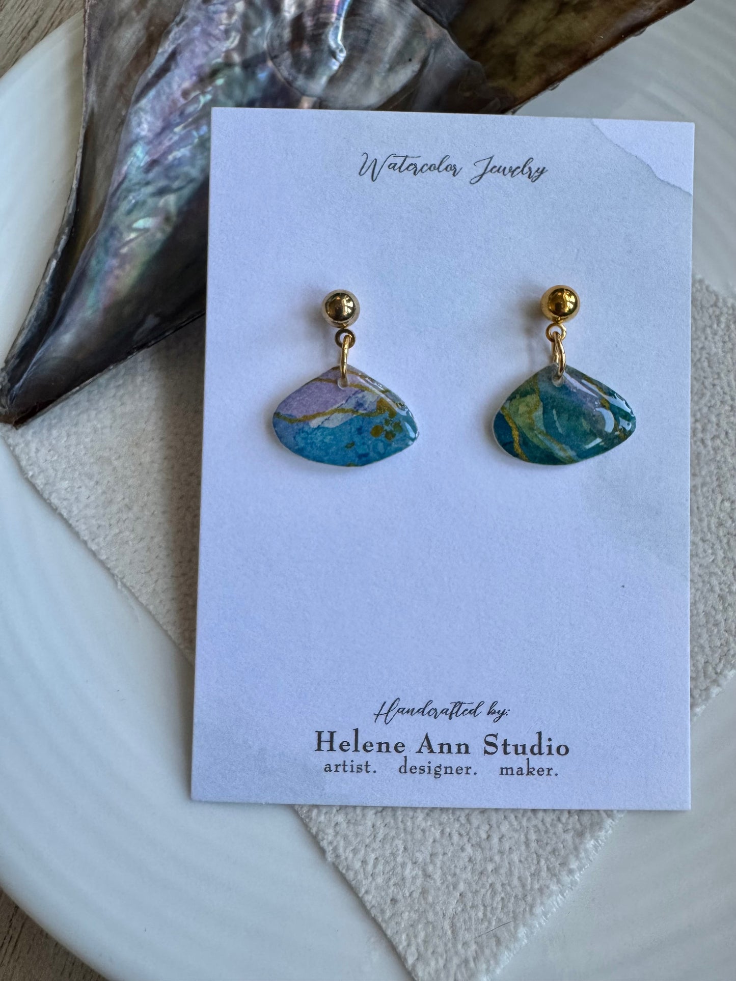 Blue Iridescence Collection: Baby Oysters