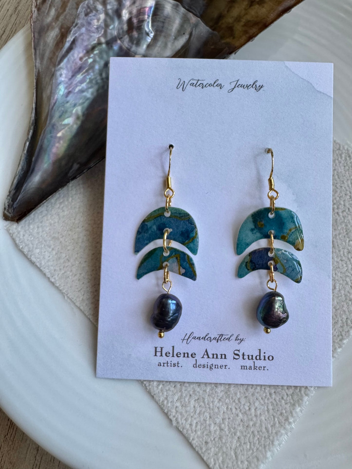 Blue Iridescence Collection: Umbrellas with Freshwater Pearls