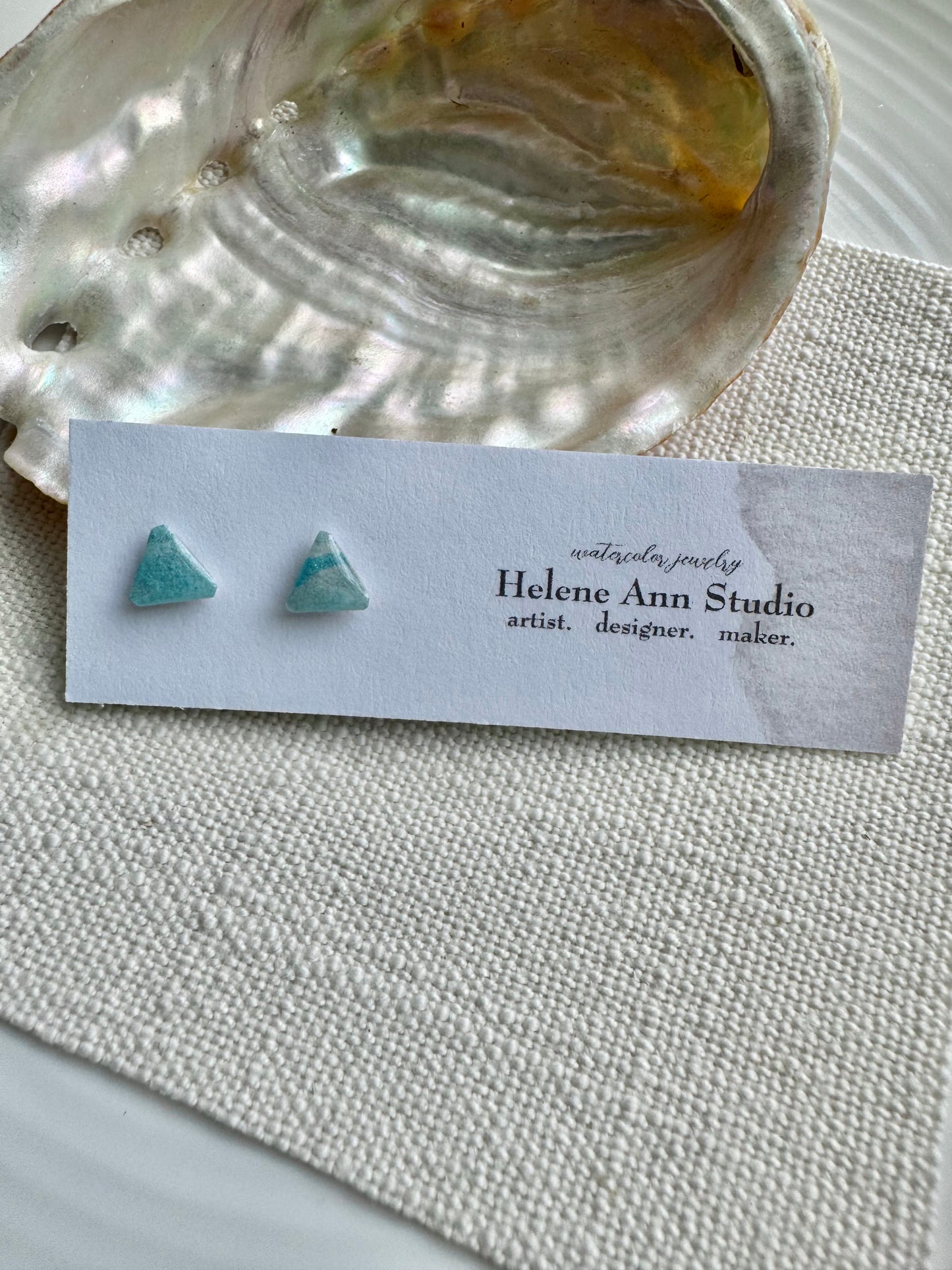Oyster Shell Collection: Triangle Buttons