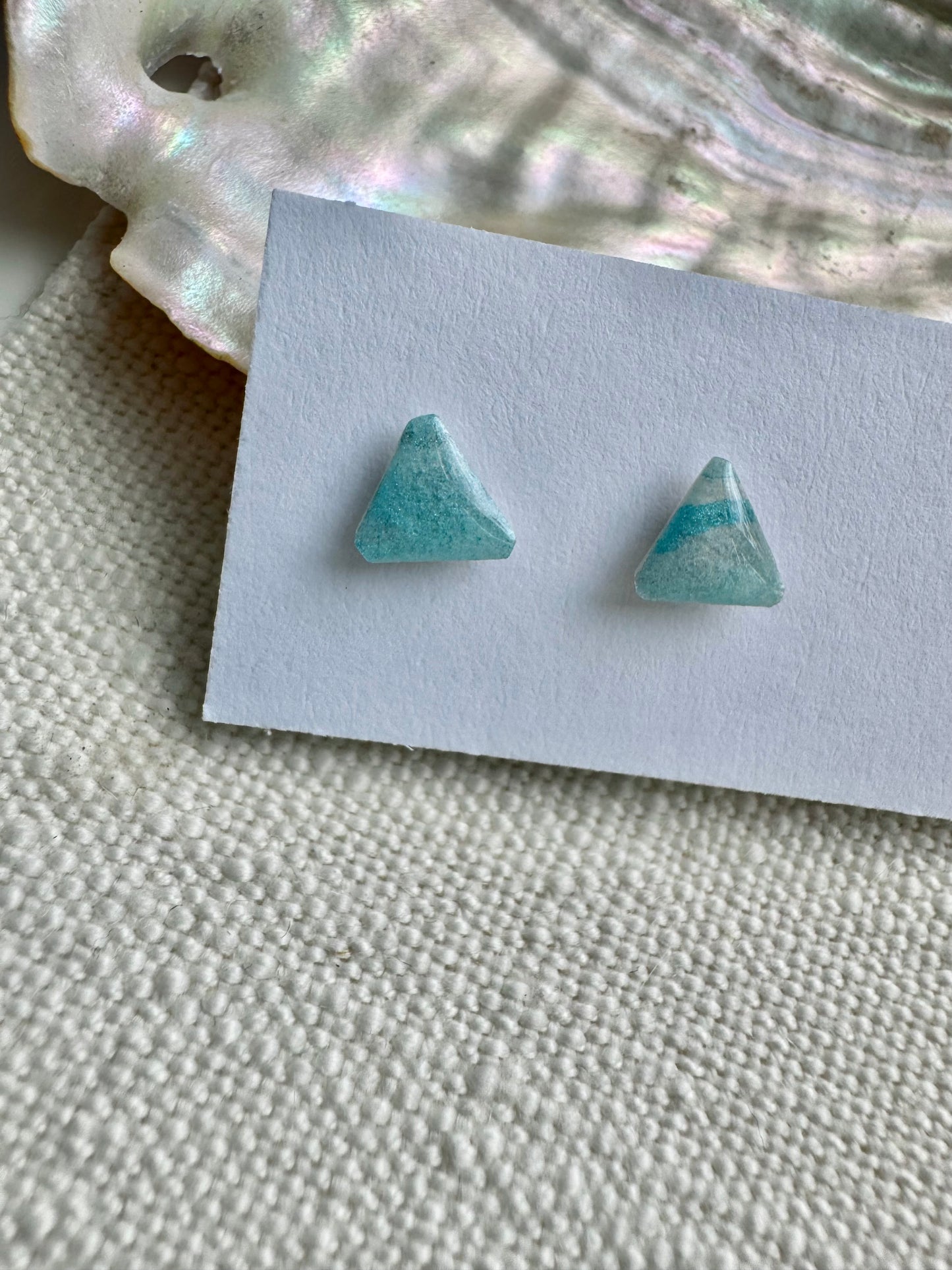 Oyster Shell Collection: Triangle Buttons