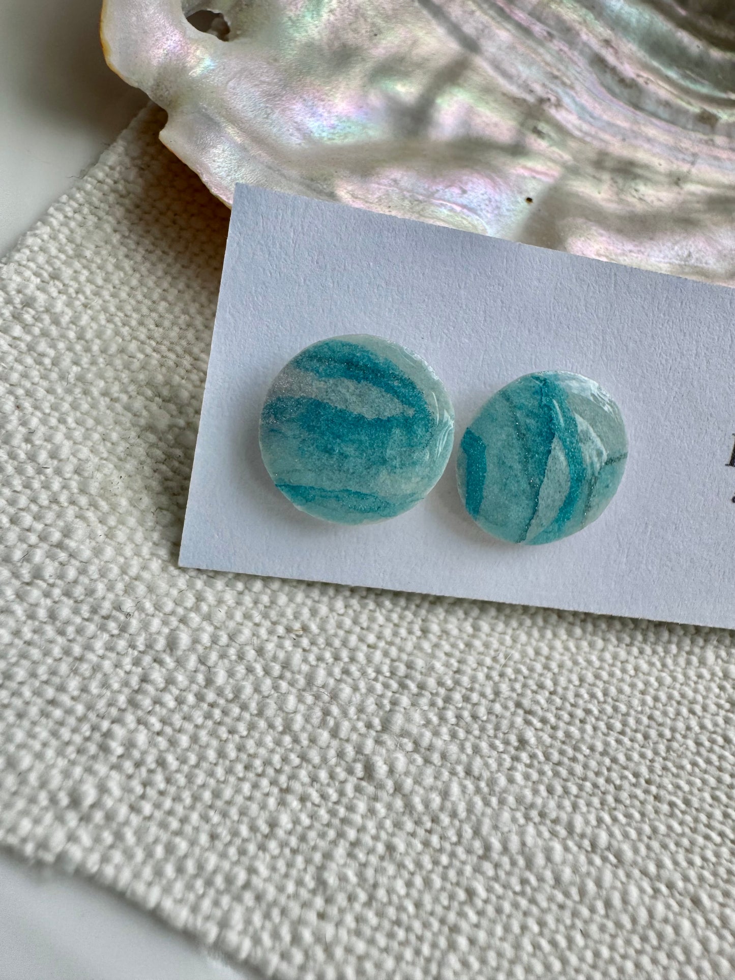 Oyster Shell Collection: Buttons