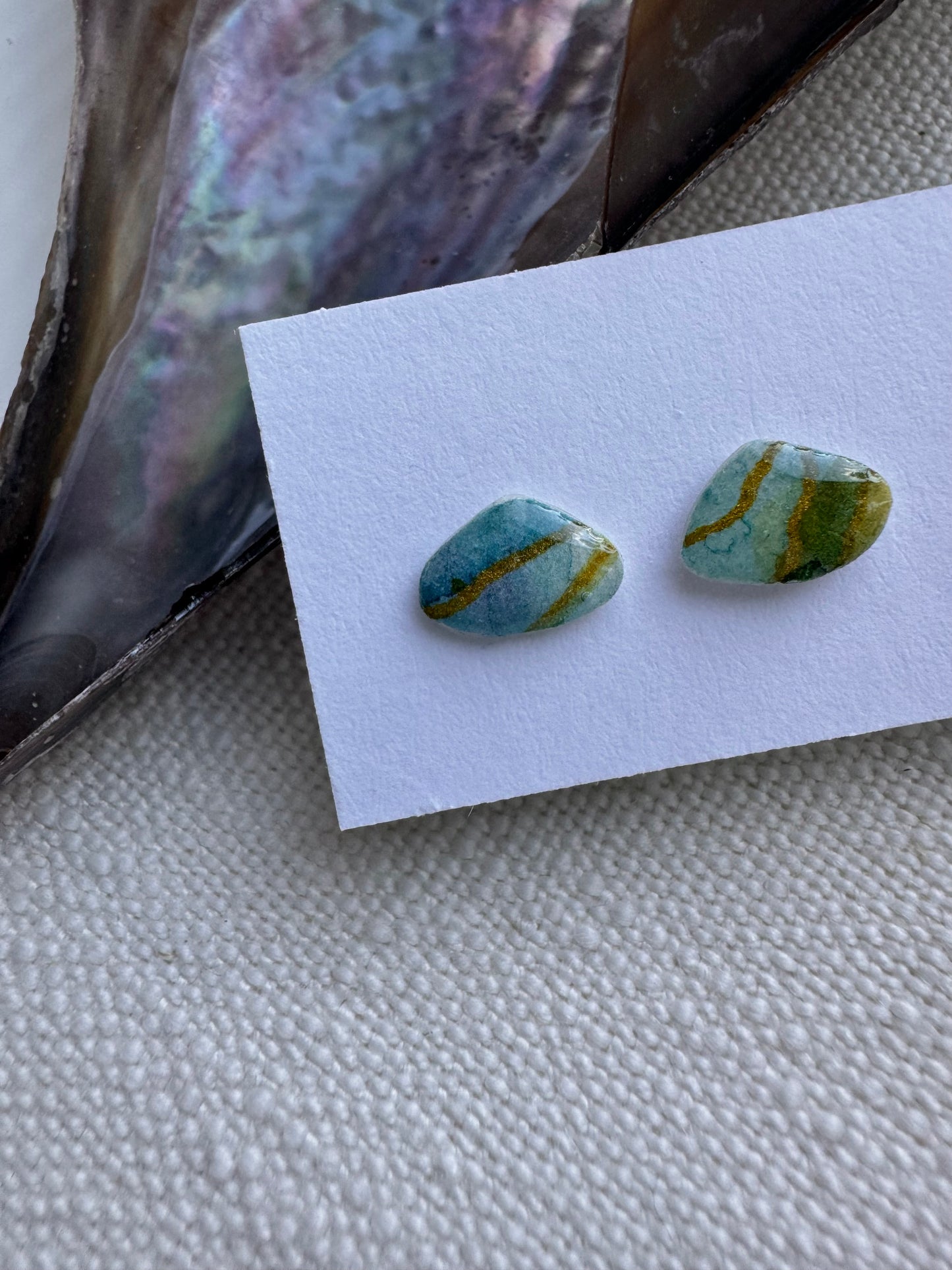 Blue Iridescence Collection: Button Shells