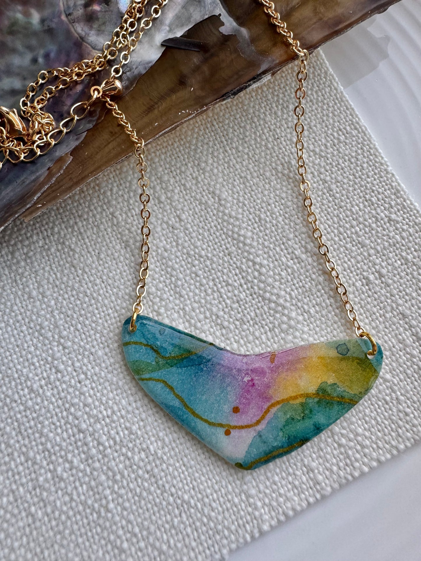 Blue Iridescence Collection: Necklace