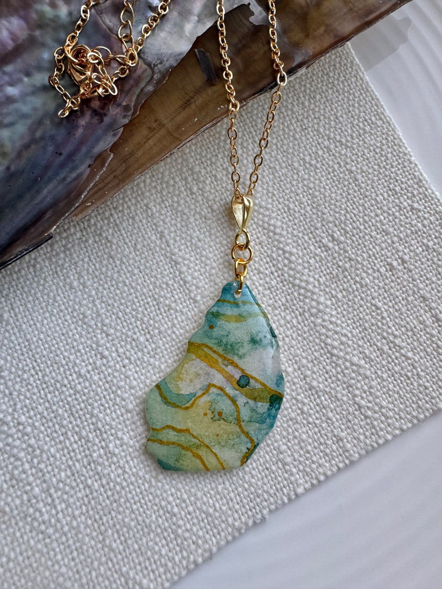 Blue Iridescence Collection: Necklace
