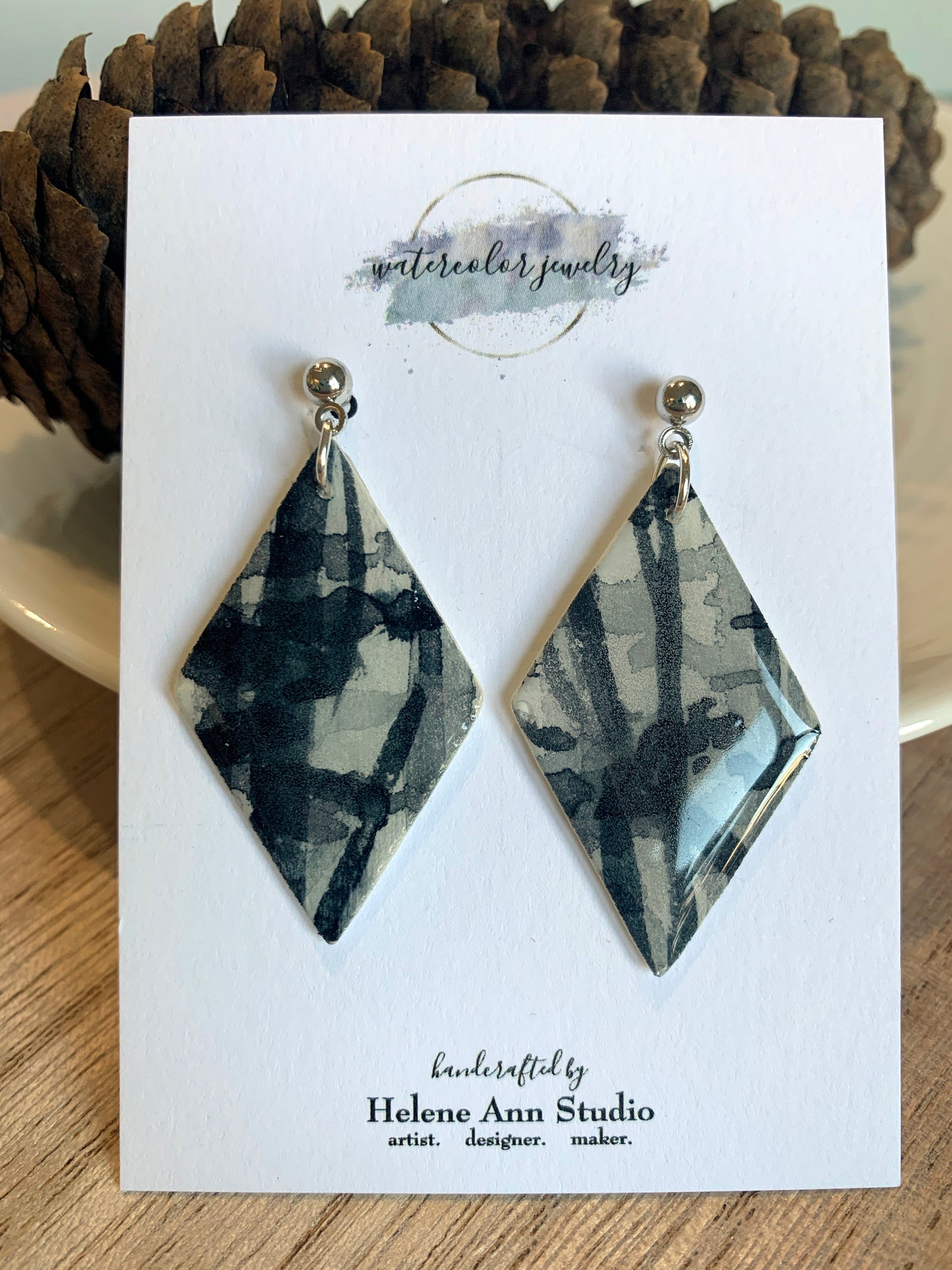Folklore Collection: Diamonds