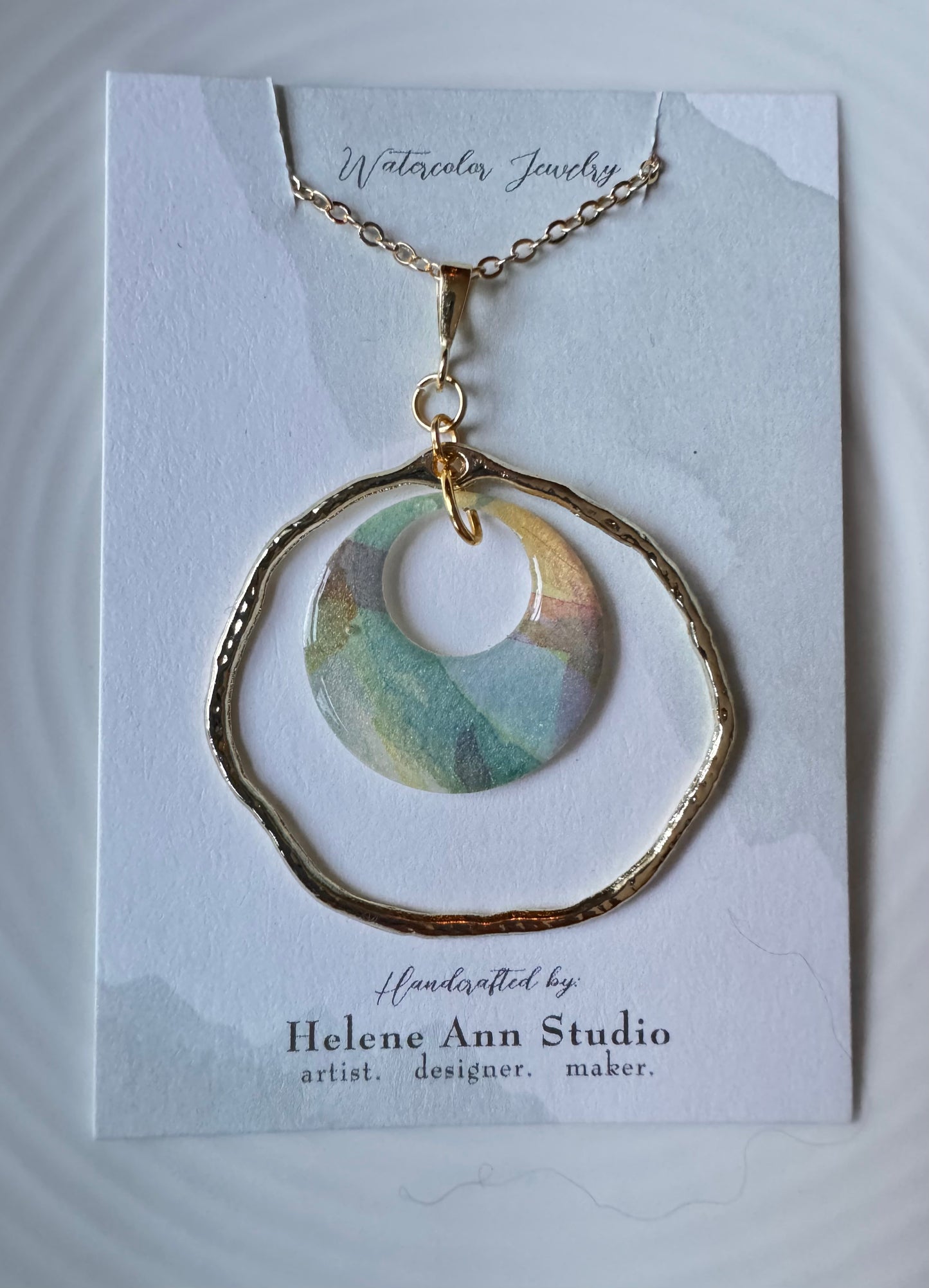 Gold Pendant Necklace