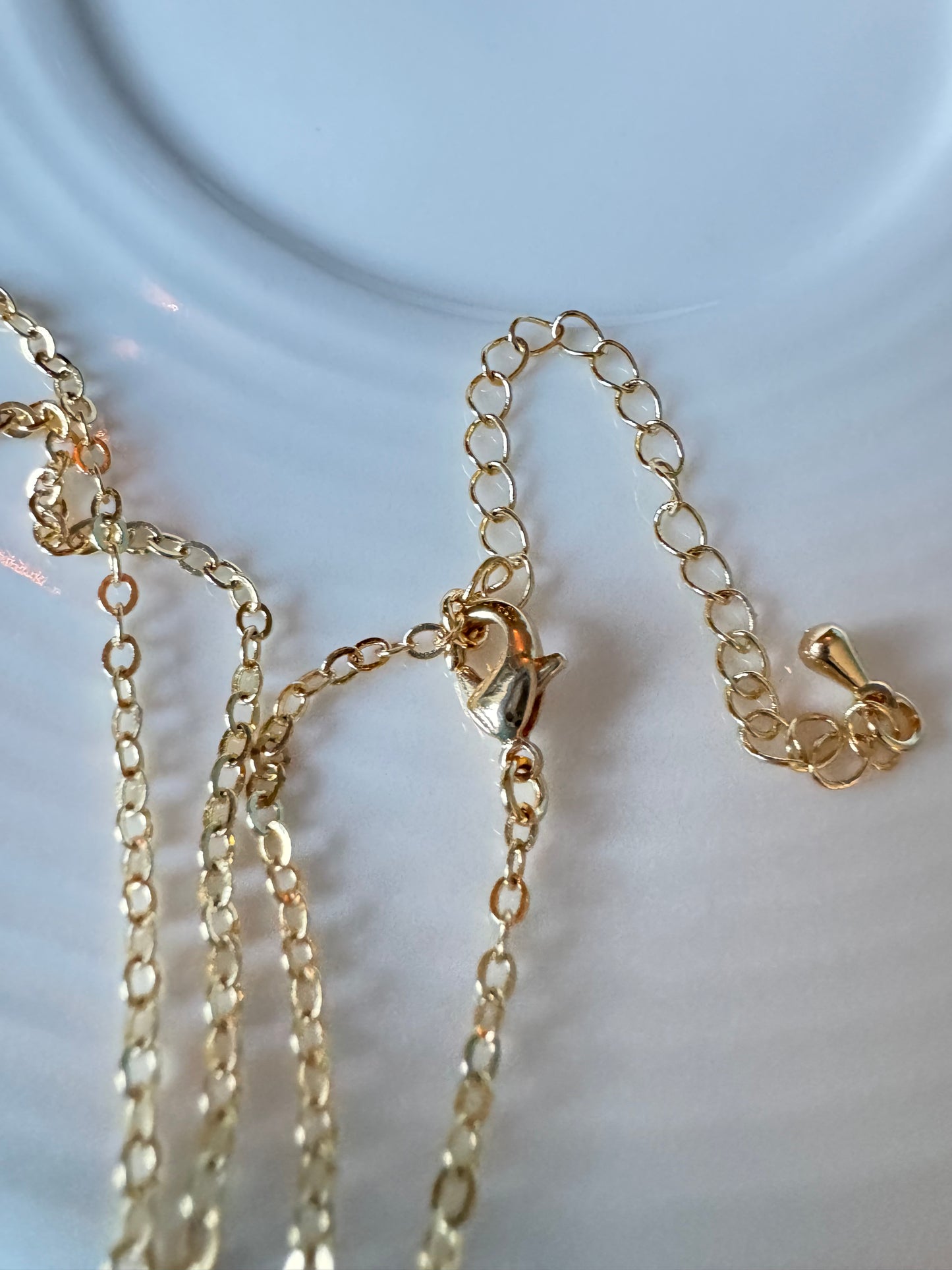 Gold Pendant Necklace