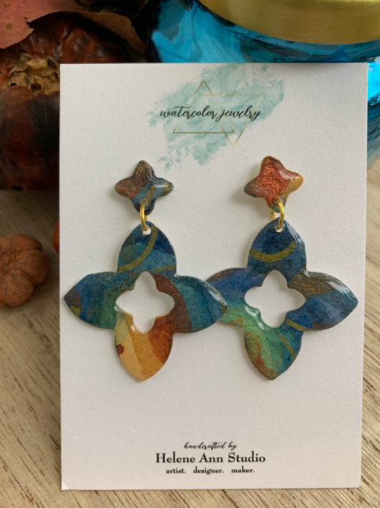 Autumn Dusk Collection: Clovers